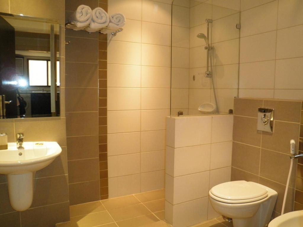 Granada Suites Hotel Amman Oda fotoğraf