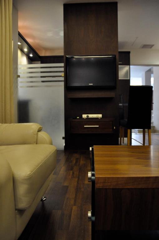 Granada Suites Hotel Amman Oda fotoğraf